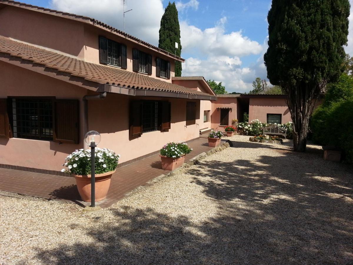 Villa Di Christian E Michelle Рим Екстер'єр фото