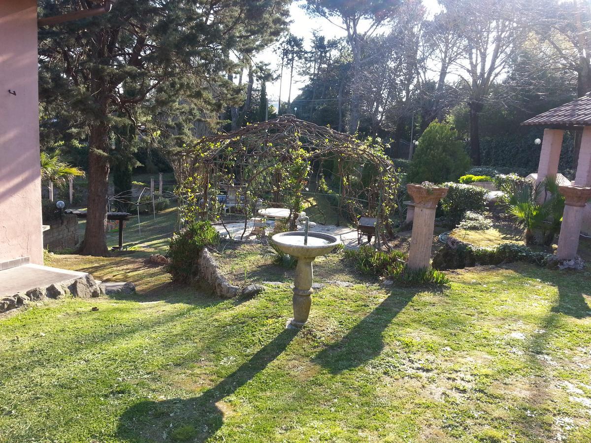 Villa Di Christian E Michelle Рим Екстер'єр фото